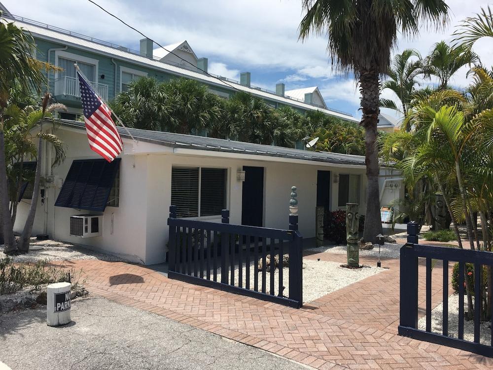 Flamingo Motel & Villas Bonita Springs North Naples Esterno foto